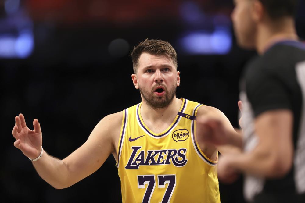 早年曾辗转 早年曾辗转