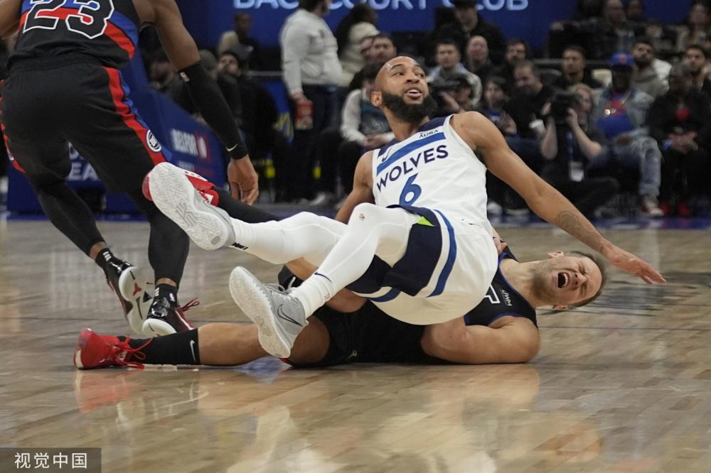 力和战术执 力和战术执