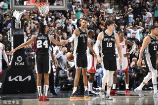 功于管理层 功于管理层