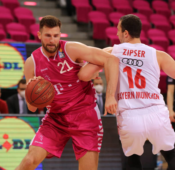 毫不犹豫 毫不犹豫