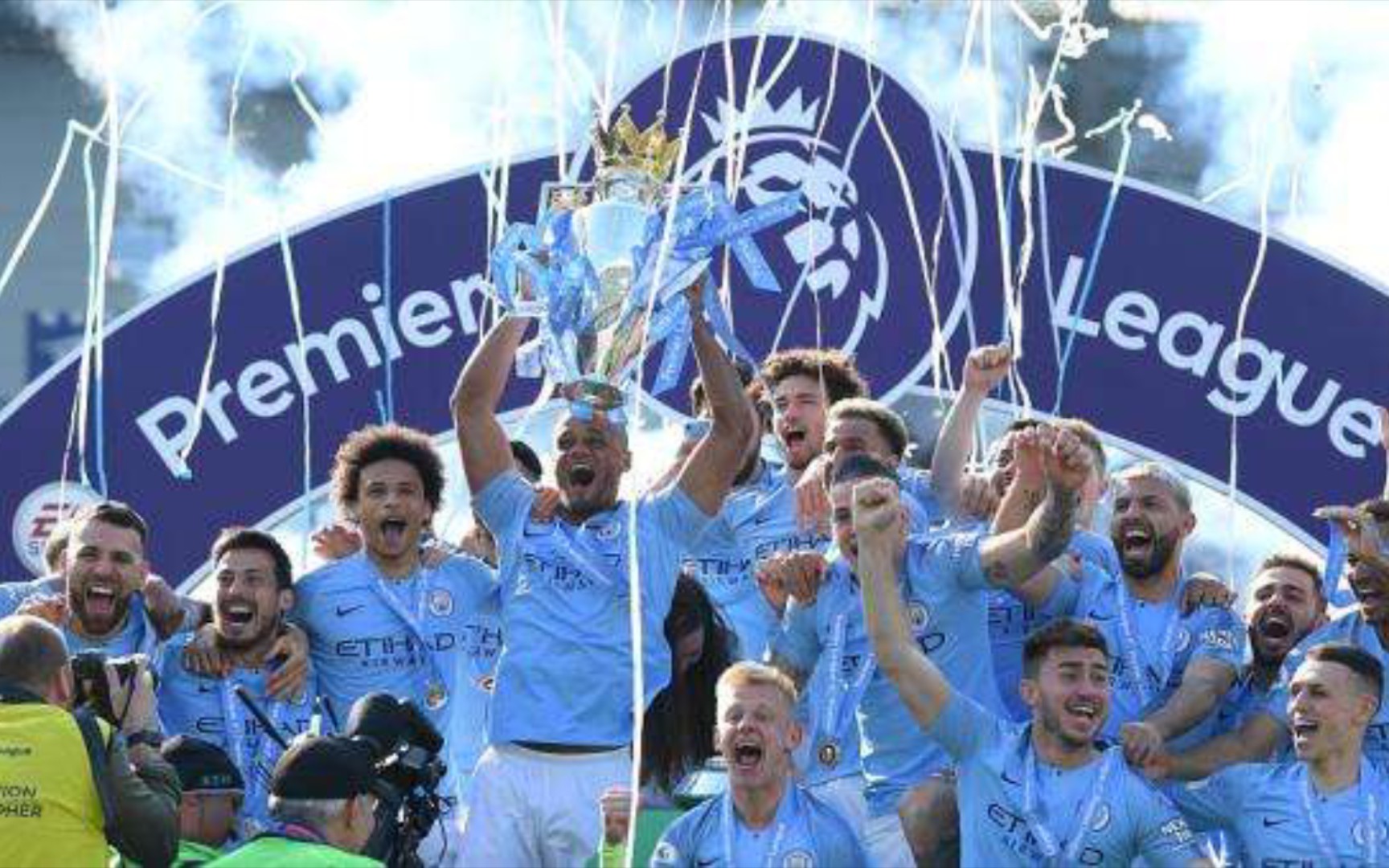 球在不远的 球在不远的